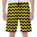 Black And Yellow Zigzag Pattern Print Men's Beach Shorts