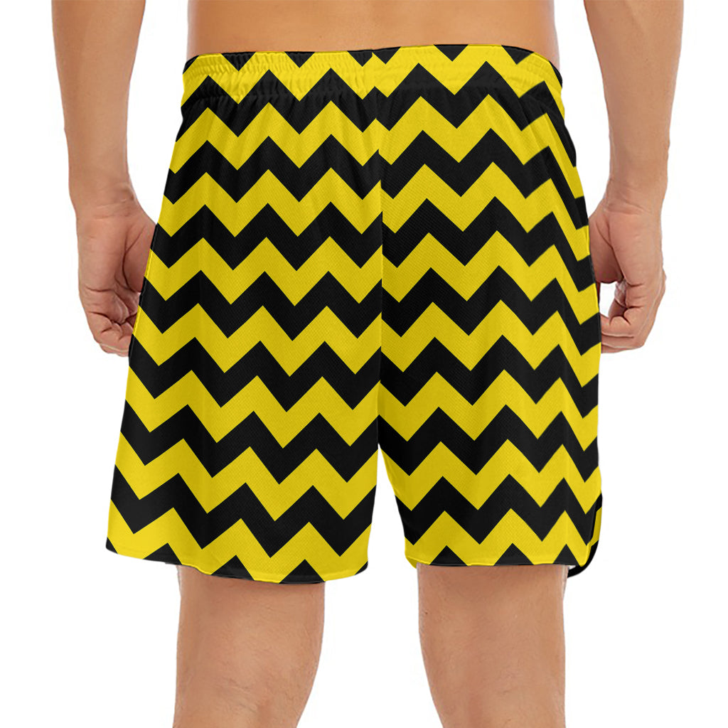 Black And Yellow Zigzag Pattern Print Men's Split Running Shorts