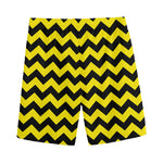Black And Yellow Zigzag Pattern Print Men's Sports Shorts