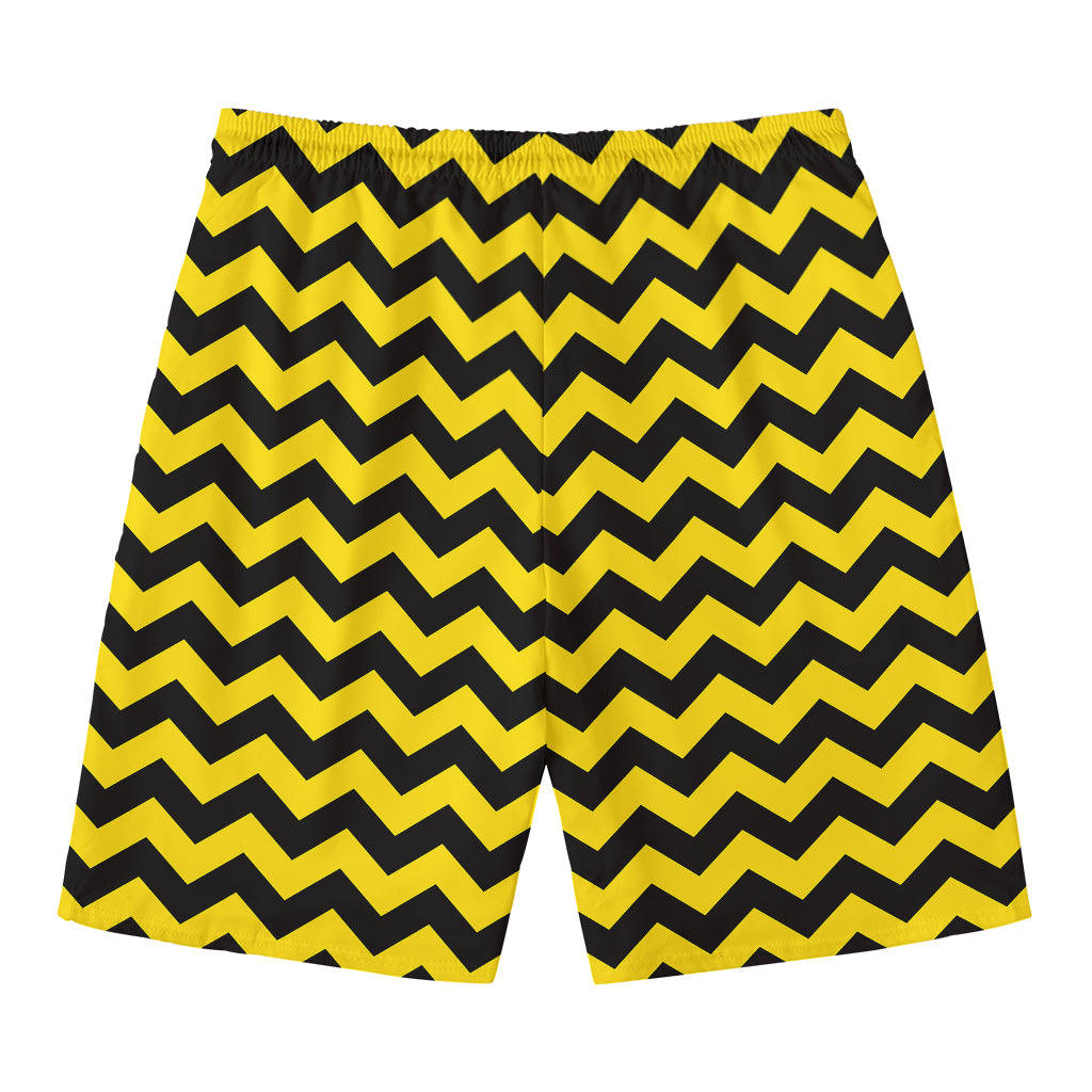 Black And Yellow Zigzag Pattern Print Men's Swim Trunks