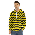 Black And Yellow Zigzag Pattern Print Men's Velvet Pullover Hoodie