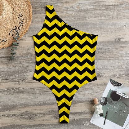 Black And Yellow Zigzag Pattern Print One Shoulder Bodysuit