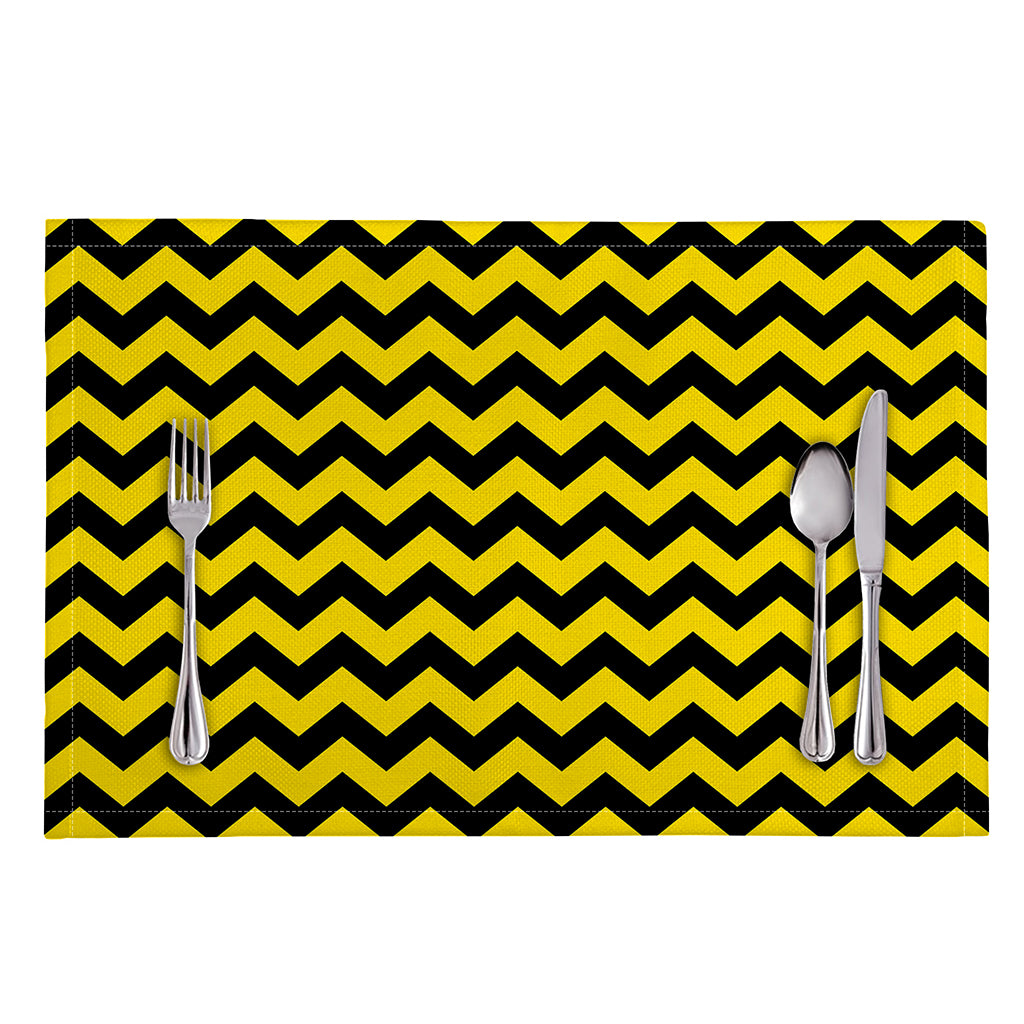 Black And Yellow Zigzag Pattern Print Placemat