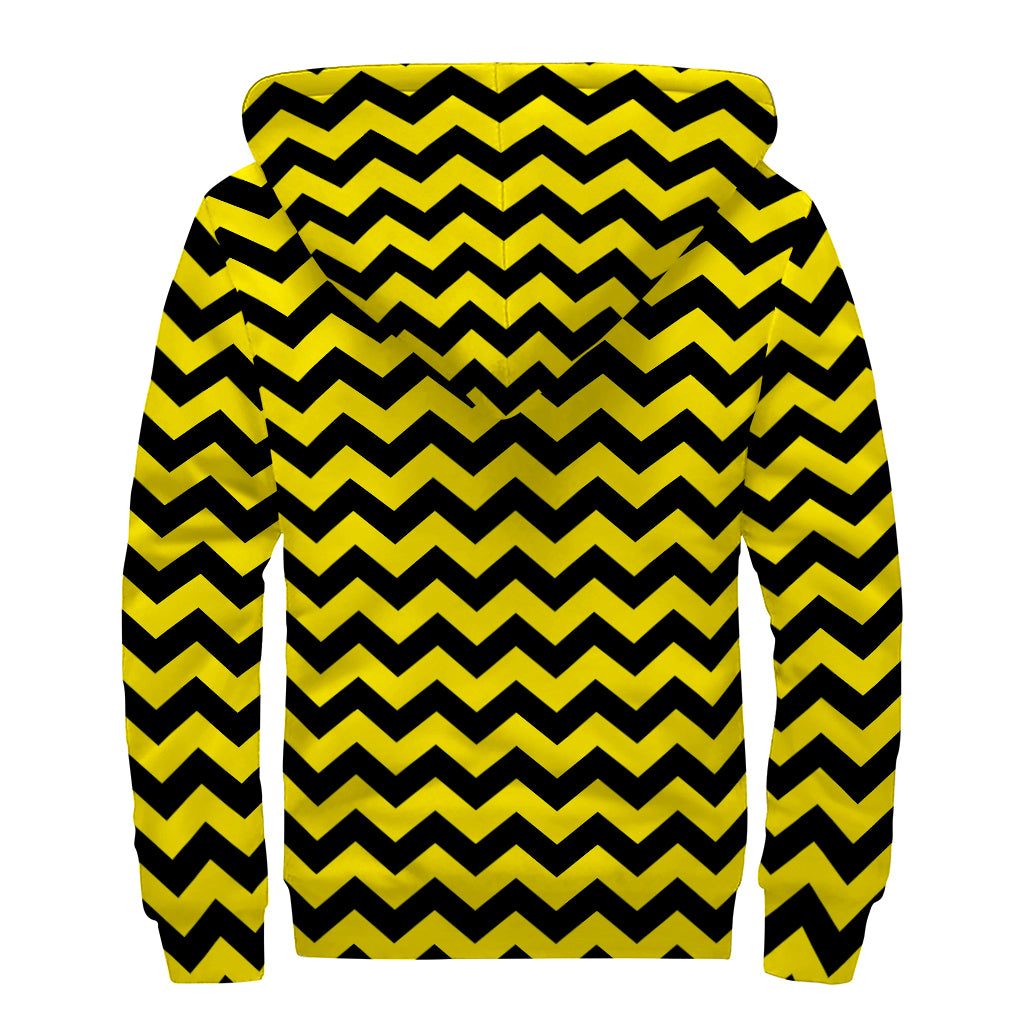 Black And Yellow Zigzag Pattern Print Sherpa Lined Zip Up Hoodie