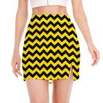 Black And Yellow Zigzag Pattern Print Side Slit Mini Skirt