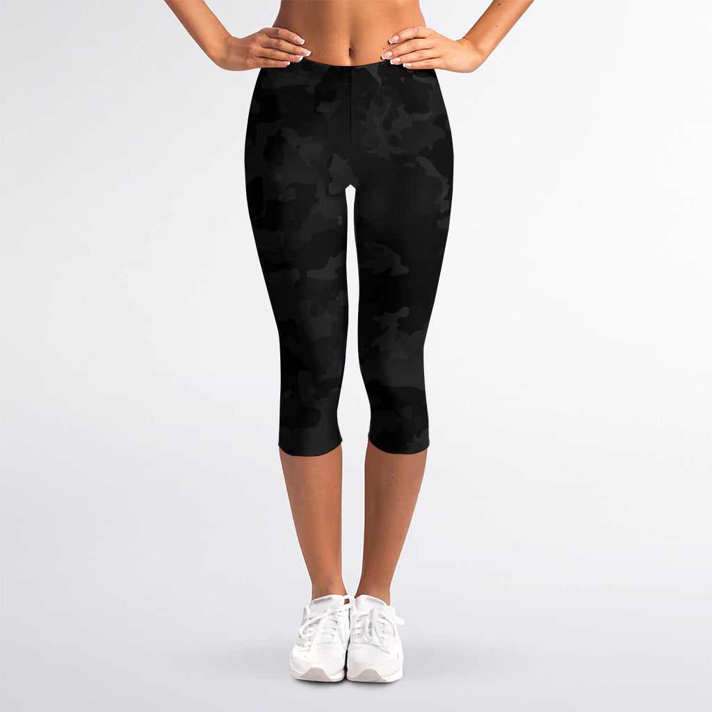 Black Camouflage Print Women's Capri Leggings