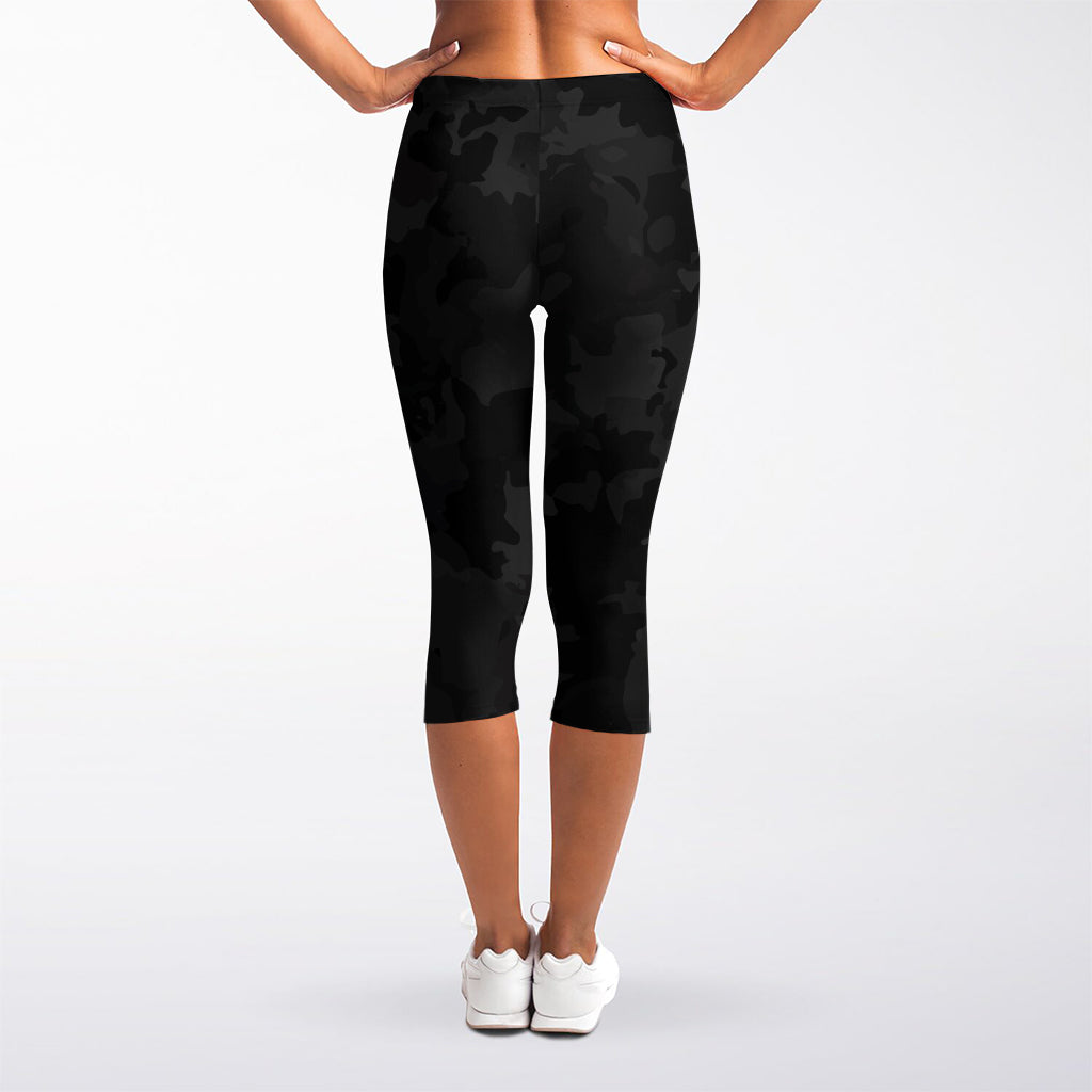Black Camouflage Print Women's Capri Leggings