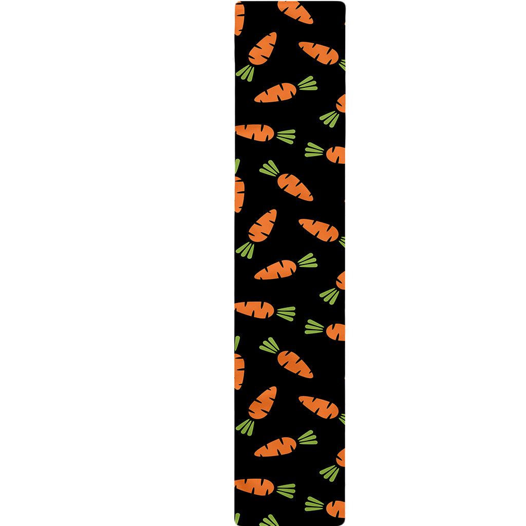 Black Carrot Pattern Print Table Runner