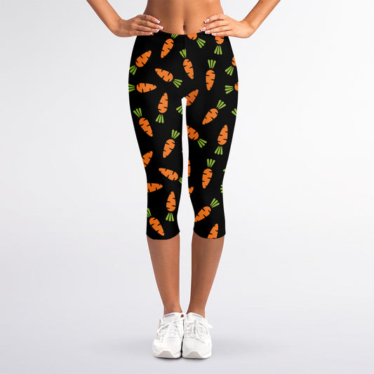 Black Carrot Pattern Print Women's Capri Leggings