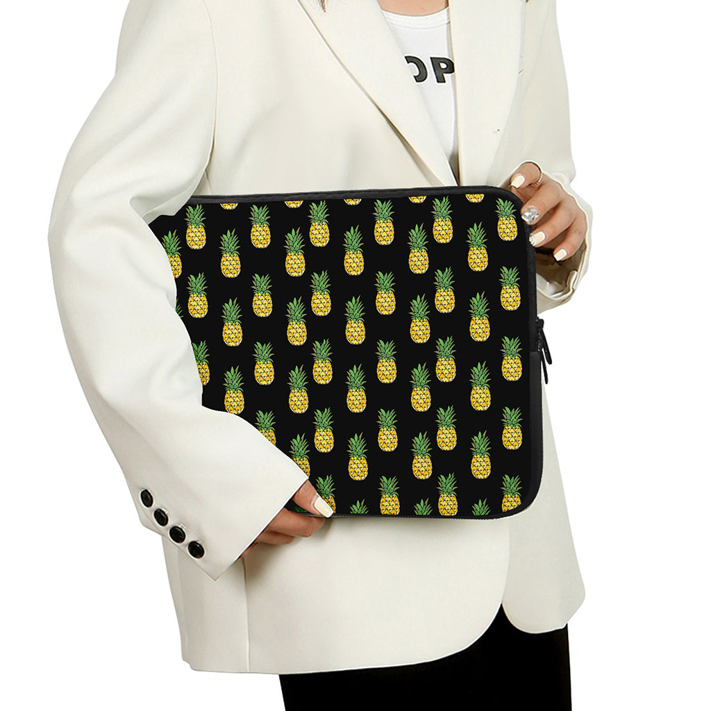 Black Cute Pineapple Pattern Print Laptop Sleeve