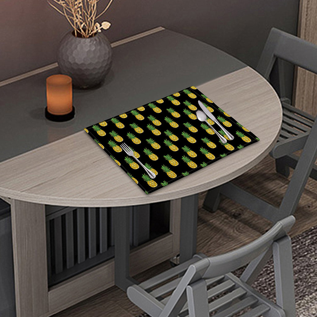 Black Cute Pineapple Pattern Print Placemat