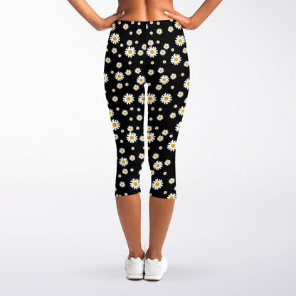 Black Daisy Floral Pattern Print Women's Capri Leggings