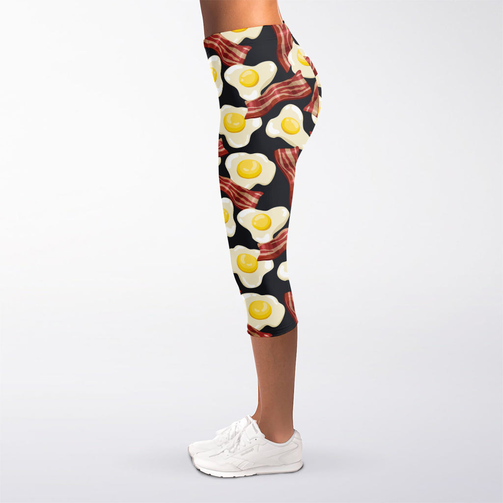 Black Fried Egg And Bacon Pattern Print Women's Capri Leggings