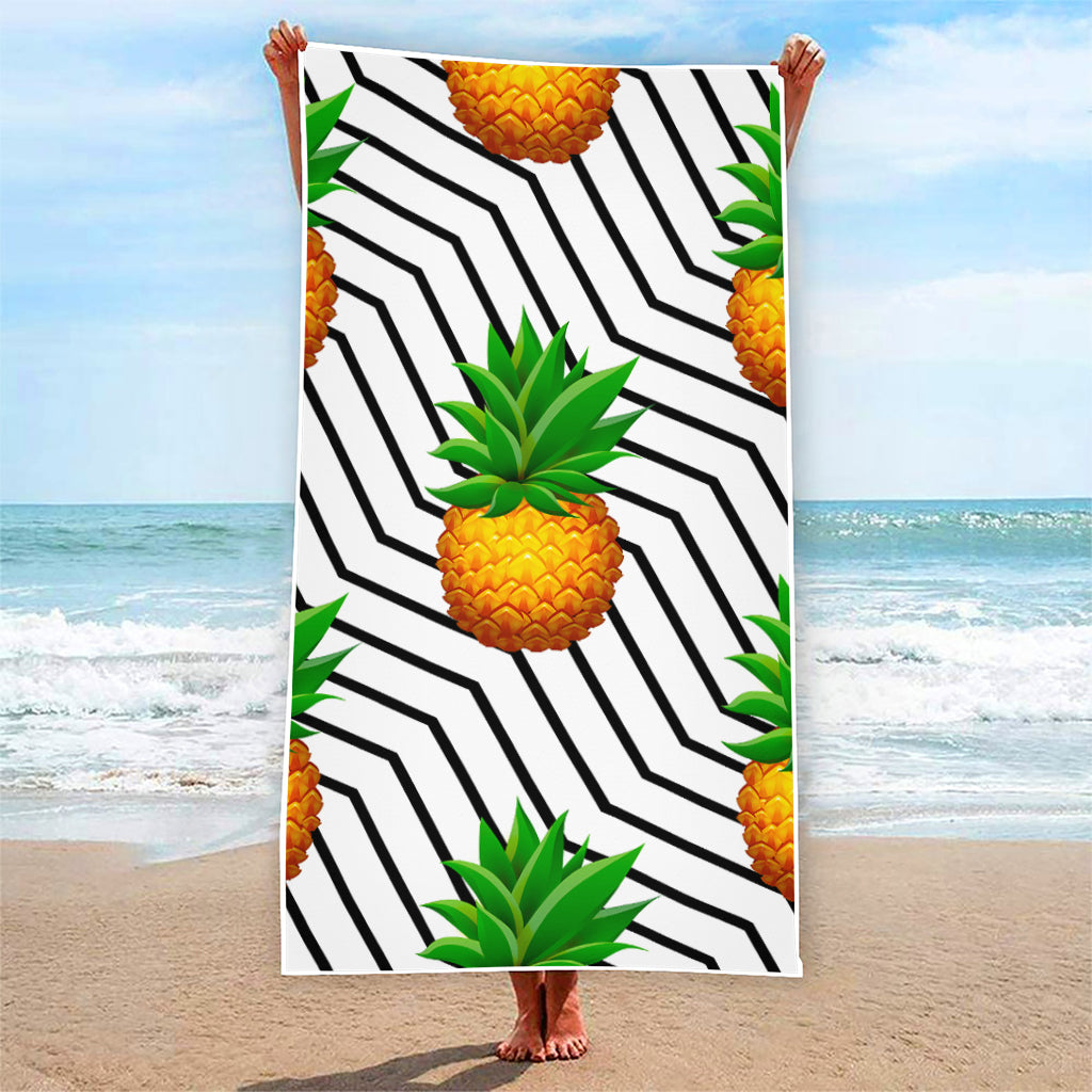 Black Geometric Pineapple Pattern Print Beach Towel
