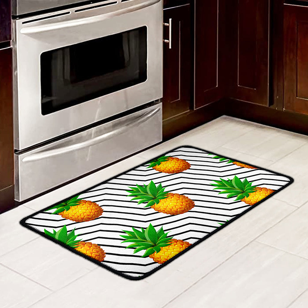 Black Geometric Pineapple Pattern Print Kitchen Mat