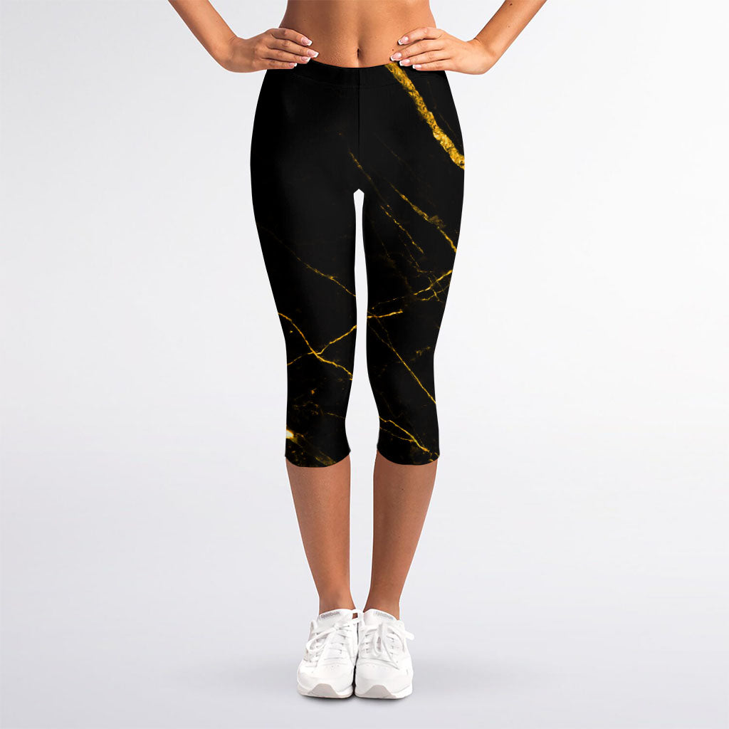 Black Gold Scratch Marble Print Women's Capri Leggings