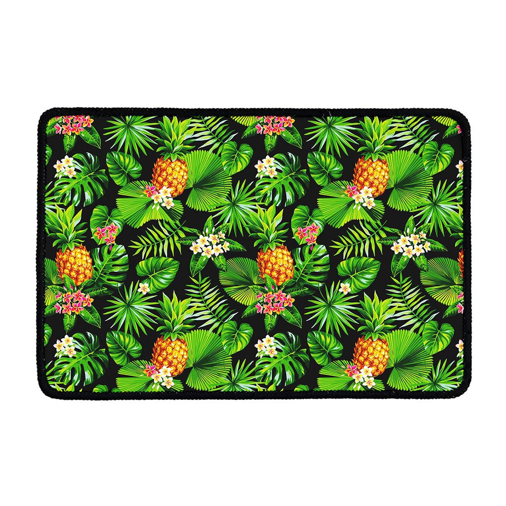 Black Hawaiian Pineapple Pattern Print Kitchen Mat