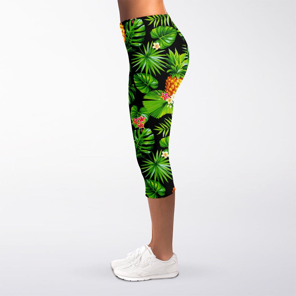 Black Hawaiian Pineapple Pattern Print Women's Capri Leggings