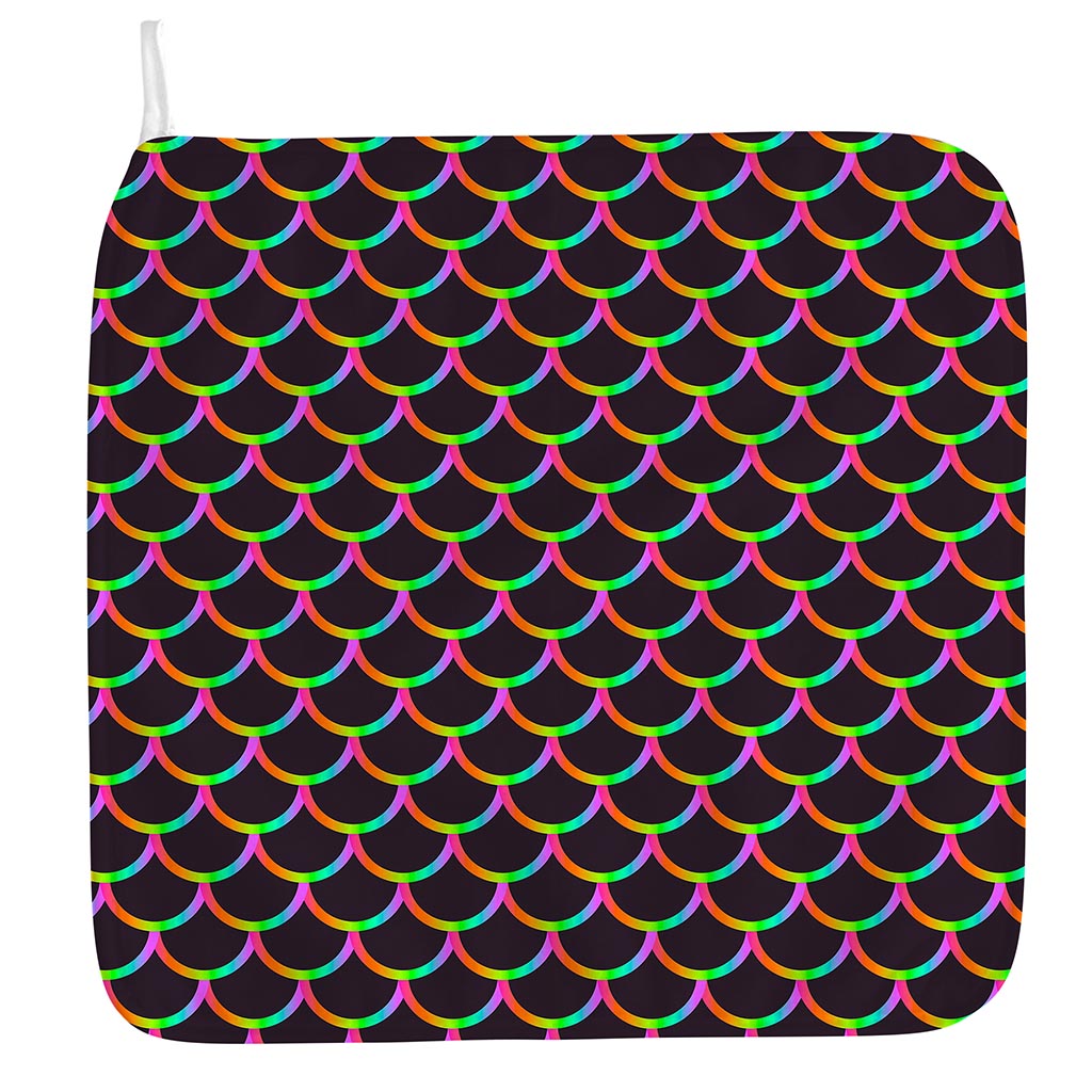 Black Mermaid Scales Pattern Print Hand Towel