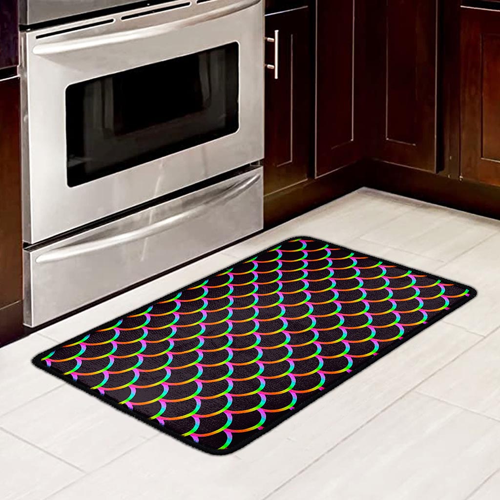 Black Mermaid Scales Pattern Print Kitchen Mat