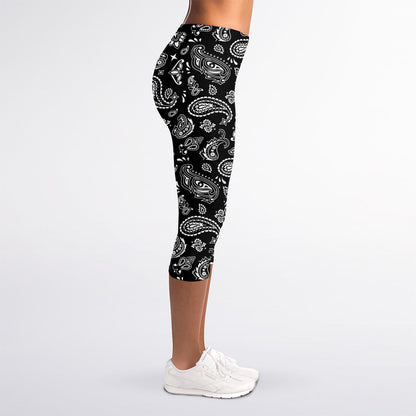 Black Paisley Bandana Pattern Print Women's Capri Leggings