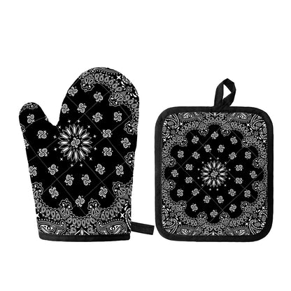 Black Paisley Bandana Print Oven Mitt And Pot Holder Set