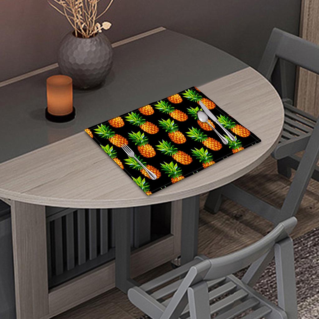 Black Pineapple Pattern Print Placemat