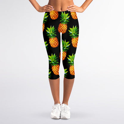 Black Pineapple Pattern Print Women's Capri Leggings
