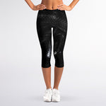 Black Snake Print Women's Capri Leggings