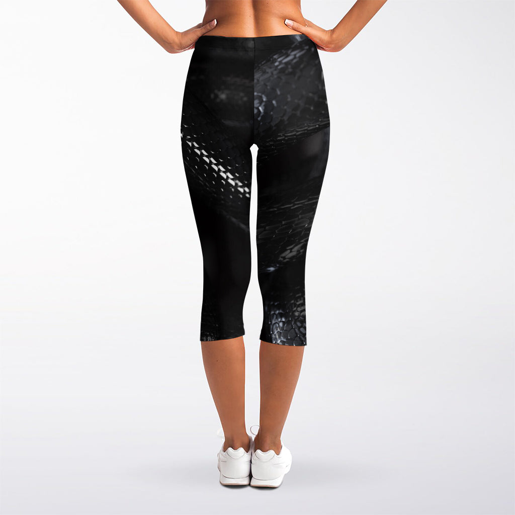 Black Snake Print Women's Capri Leggings