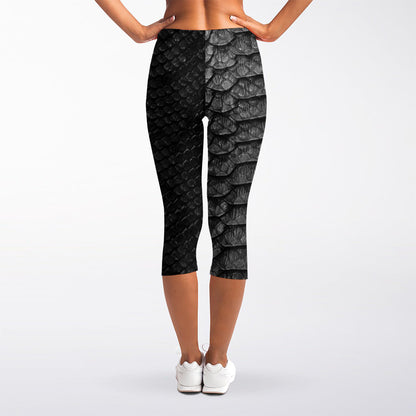 Black Snakeskin Print Women's Capri Leggings