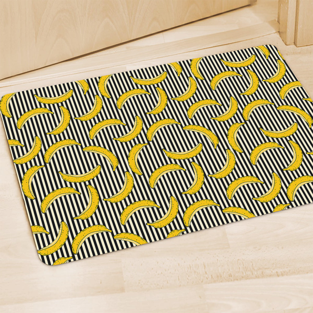 Black Striped Banana Pattern Print Polyester Doormat