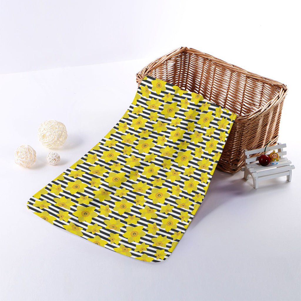 Black Striped Daffodil Pattern Print Towel