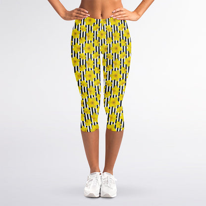 Black Striped Daffodil Pattern Print Women's Capri Leggings
