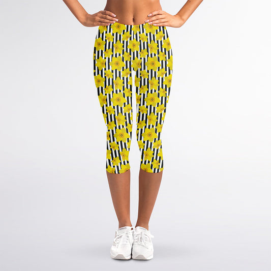 Black Striped Daffodil Pattern Print Women's Capri Leggings