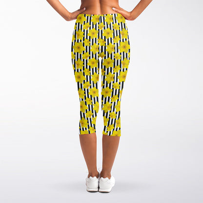 Black Striped Daffodil Pattern Print Women's Capri Leggings