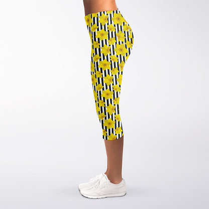 Black Striped Daffodil Pattern Print Women's Capri Leggings