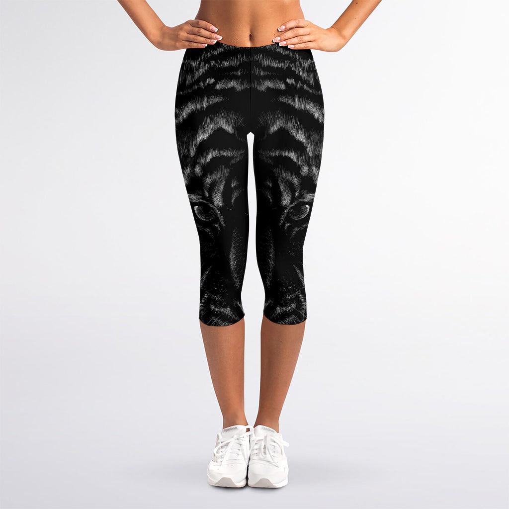 Black Tiger Portrait Print Women's Capri Leggings