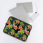 Black Tropical Giraffe Pattern Print Laptop Sleeve