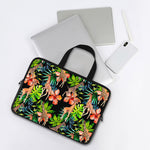 Black Tropical Giraffe Pattern Print Laptop Sleeve With Handle