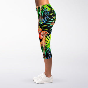 Black Tropical Giraffe Pattern Print Women's Capri Leggings