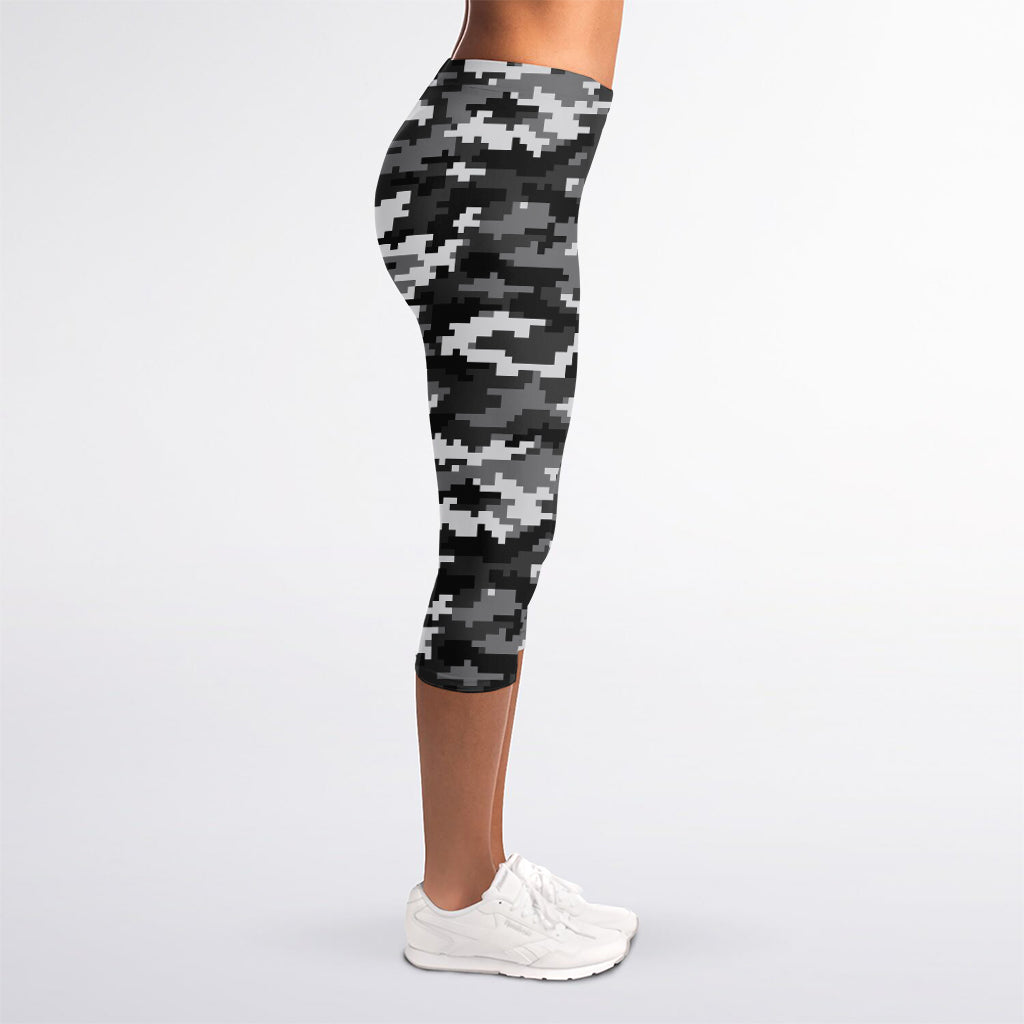 Black White And Grey Digital Camo Print Women's Capri Leggings