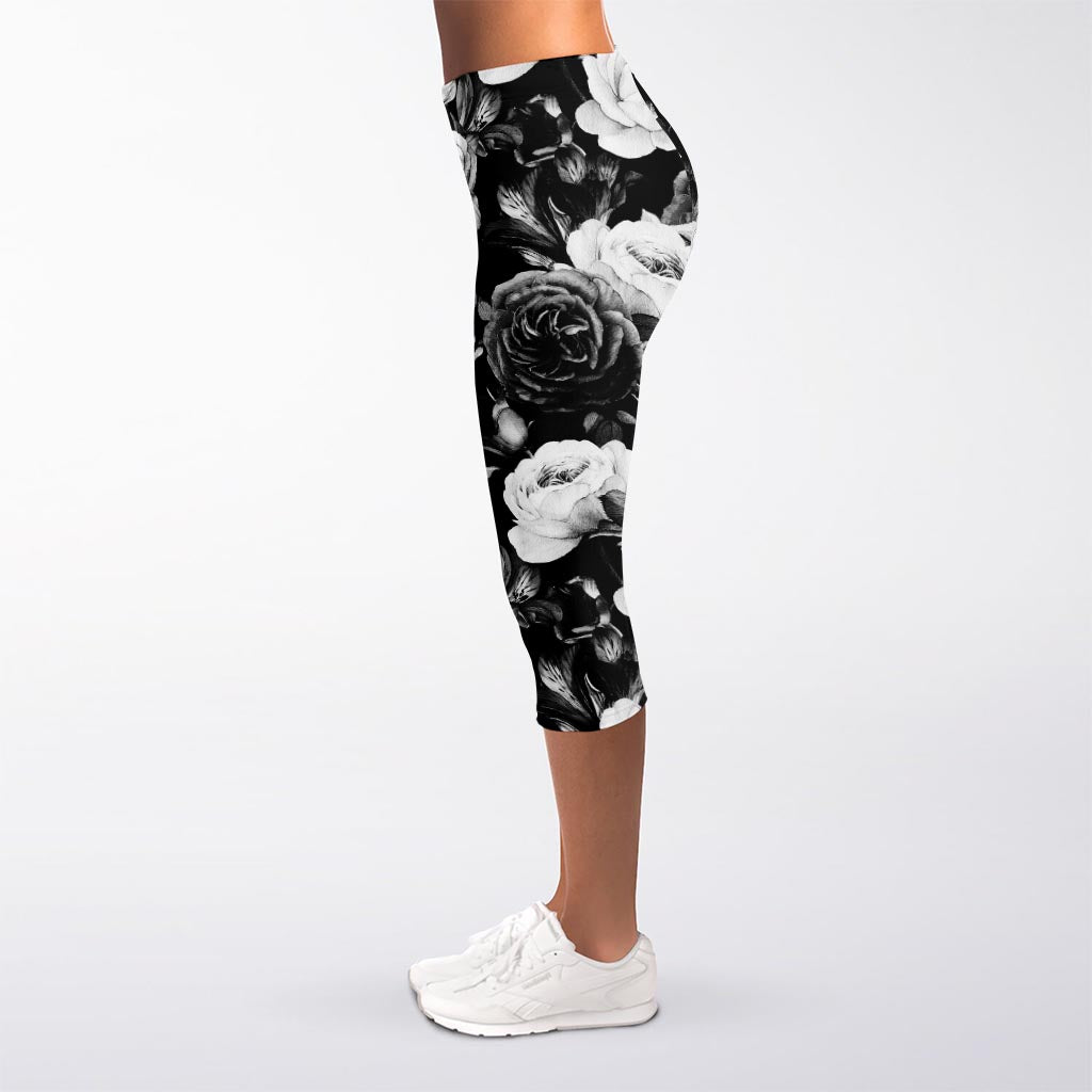 Black White Rose Floral Pattern Print Women's Capri Leggings