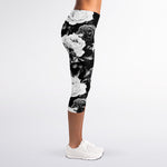 Black White Rose Floral Pattern Print Women's Capri Leggings