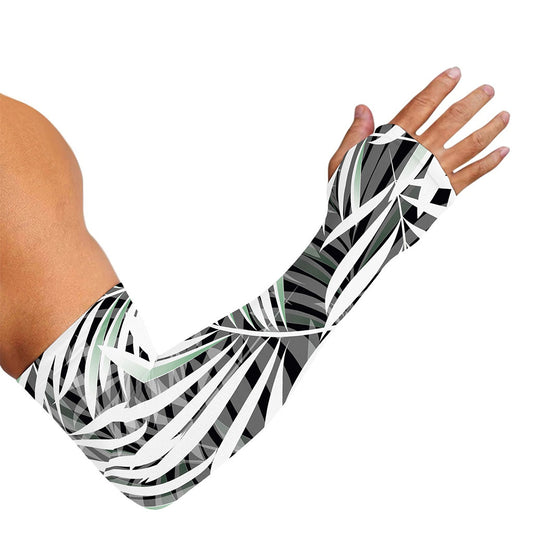 Black White Tropical Leaf Pattern Print Sun Protection Arm Sleeves