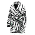 Black White Tropical Leaf Pattern Print Women's Bathrobe