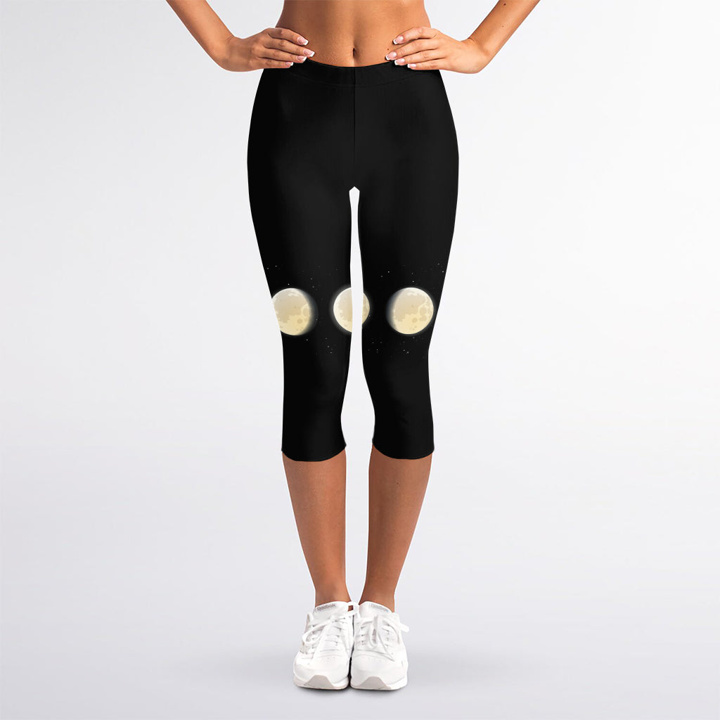 Blood Moon Lunar Phase Print Women's Capri Leggings