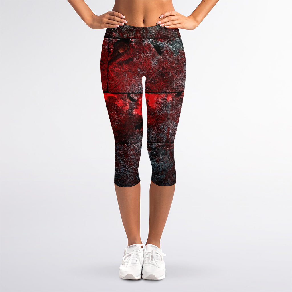Bloody Room Print Women's Capri Leggings