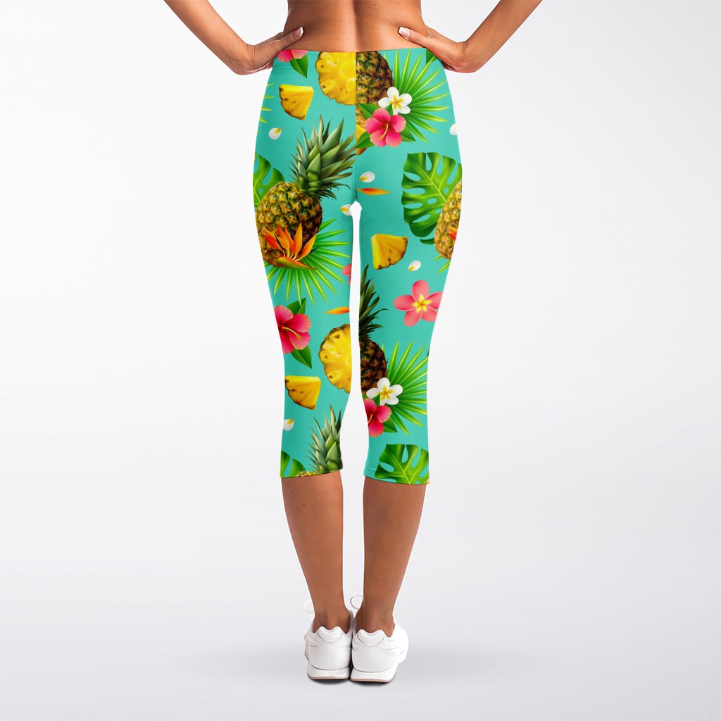 Blue Aloha Pineapple Pattern Print Women's Capri Leggings