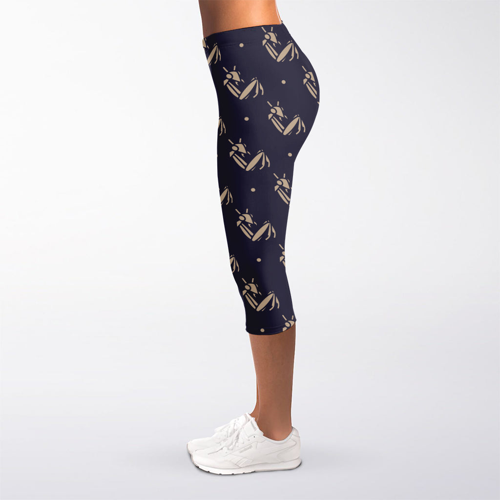 Blue And Beige Mantis Pattern Print Women's Capri Leggings